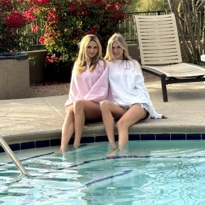 Bird Dog Surf - White And Pink Sweatshirt